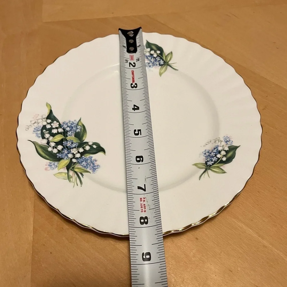 Vintage Royal Dover Lily of the Valley and Blue Forget Me Nots Floral 8” Plate